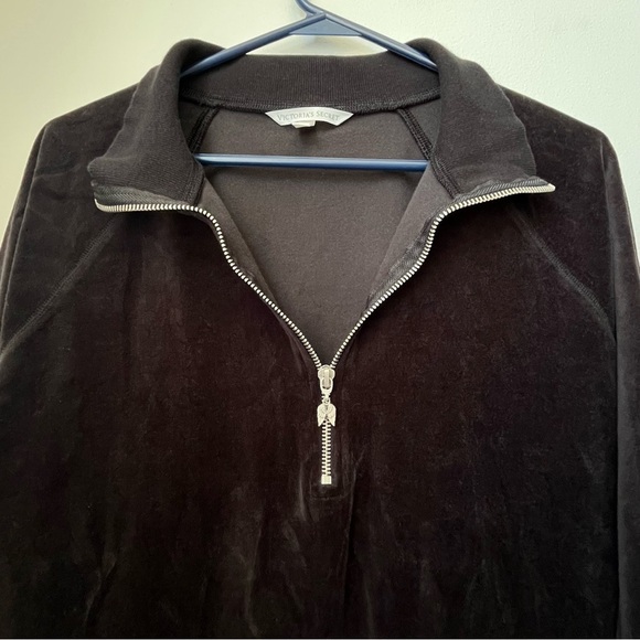 VICTORIA'S SECRET Black Crop Velour Tracksuit Jacket Size Large - Picture 4 of 10